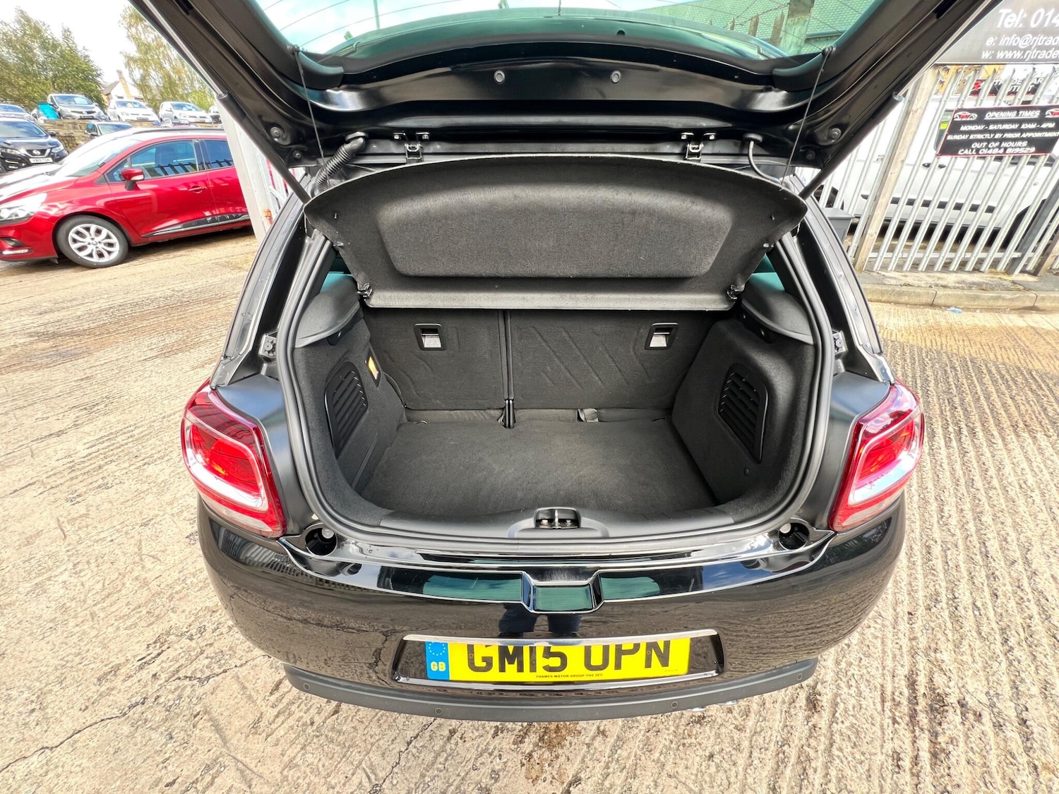 Used Citroen DS3 2015 for sale - 76001149: Photo 24