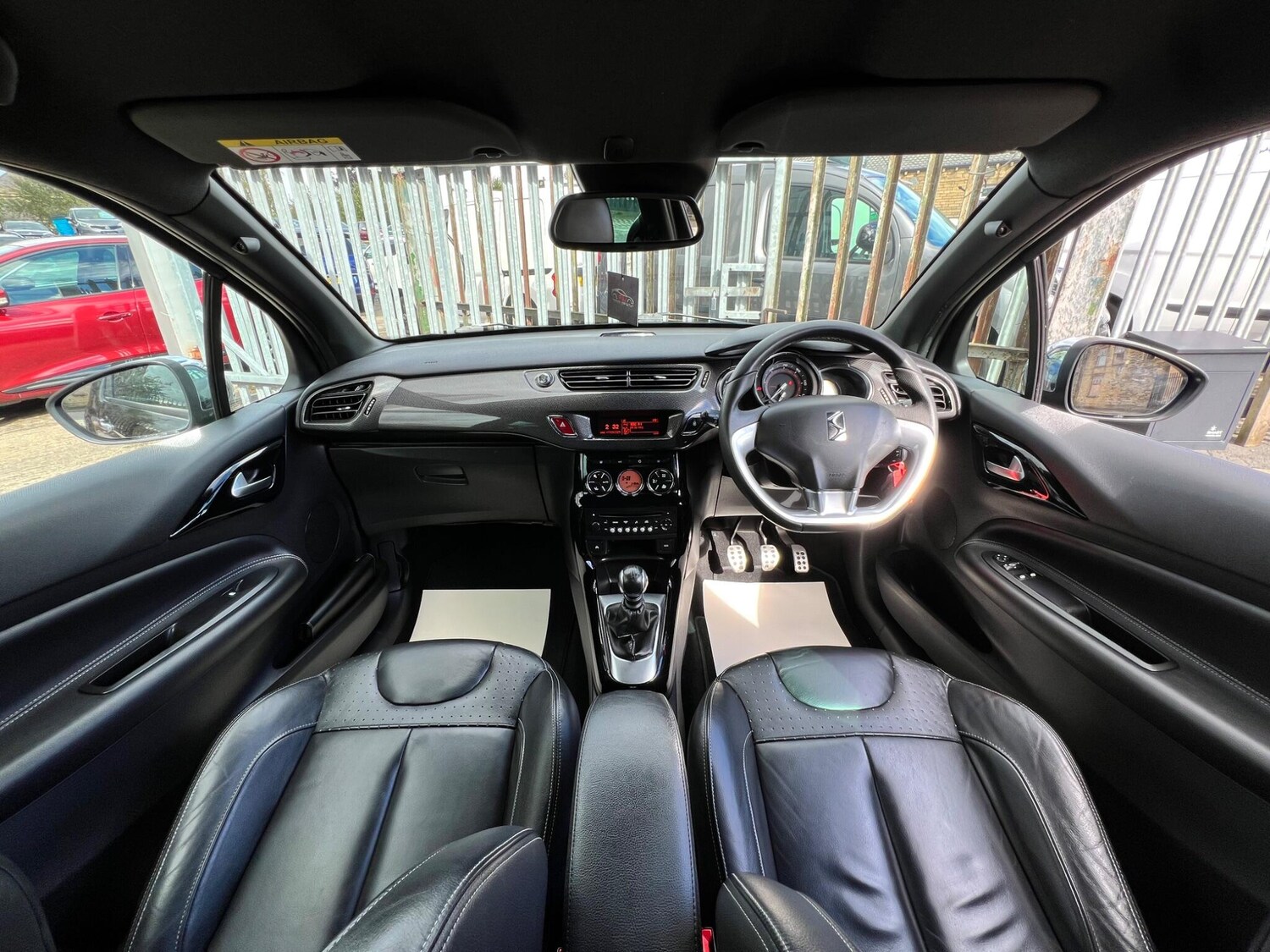 Used Citroen DS3 2015 for sale - 76001149: Photo 27