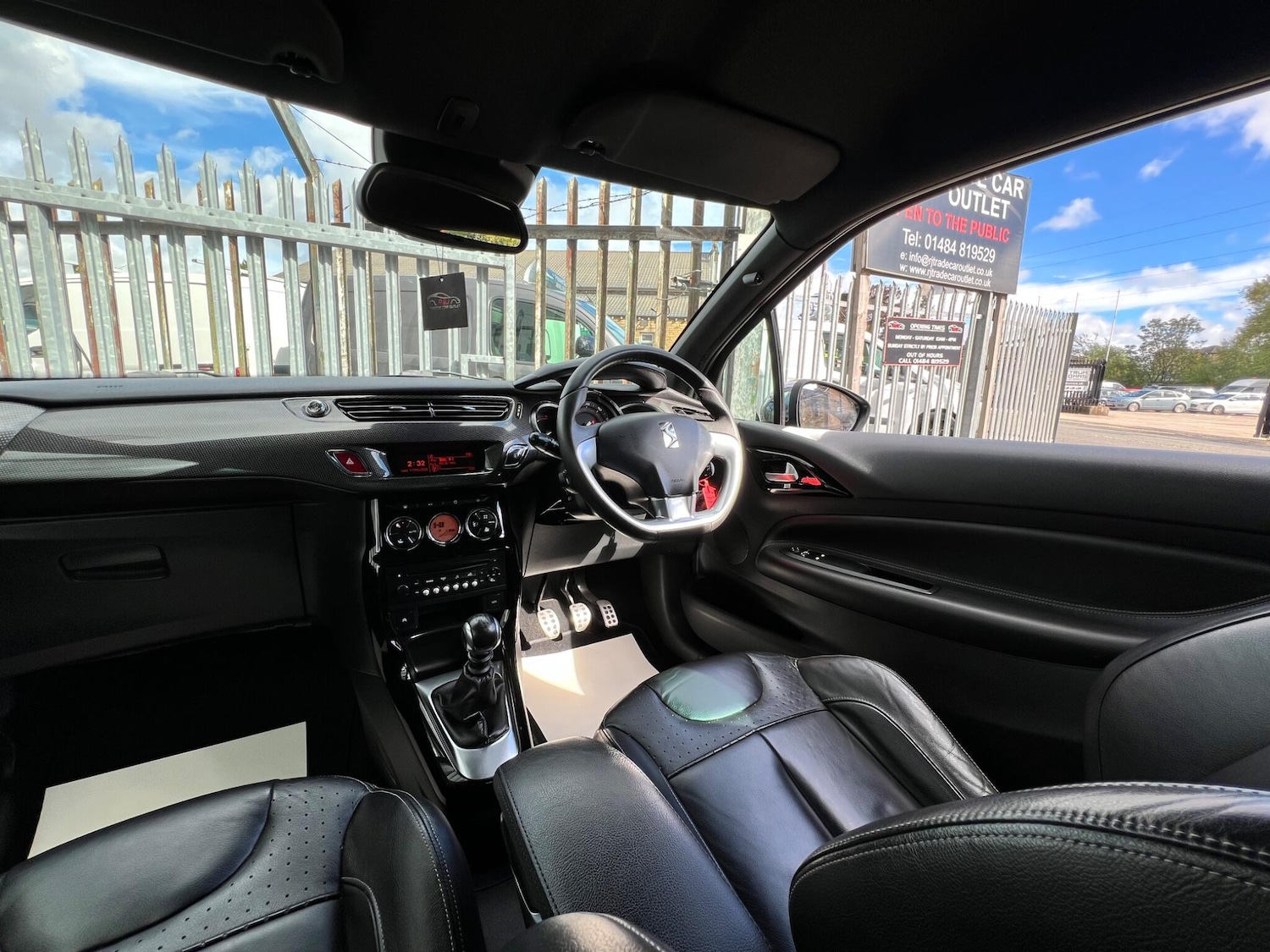 Used Citroen DS3 2015 for sale - 76001149: Photo 30