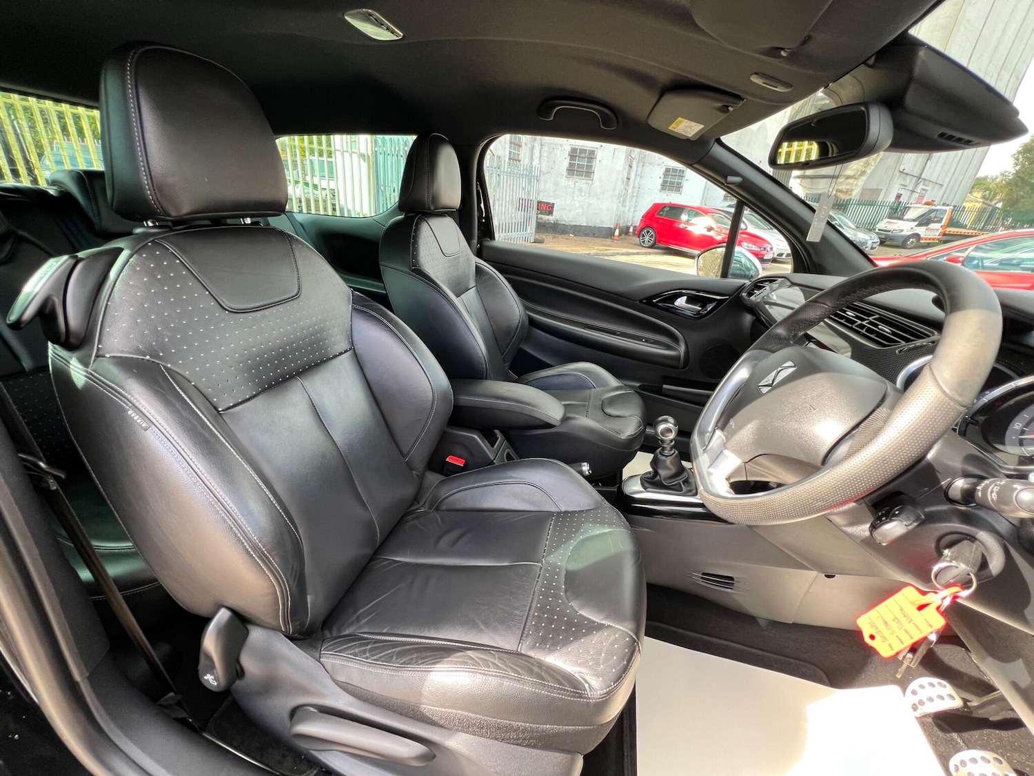 Used Citroen DS3 2015 for sale - 76001149: Photo 43