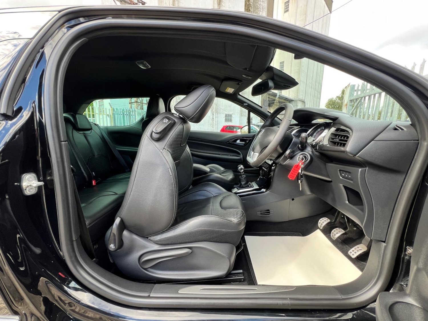 Used Citroen DS3 2015 for sale - 76001149: Photo 47