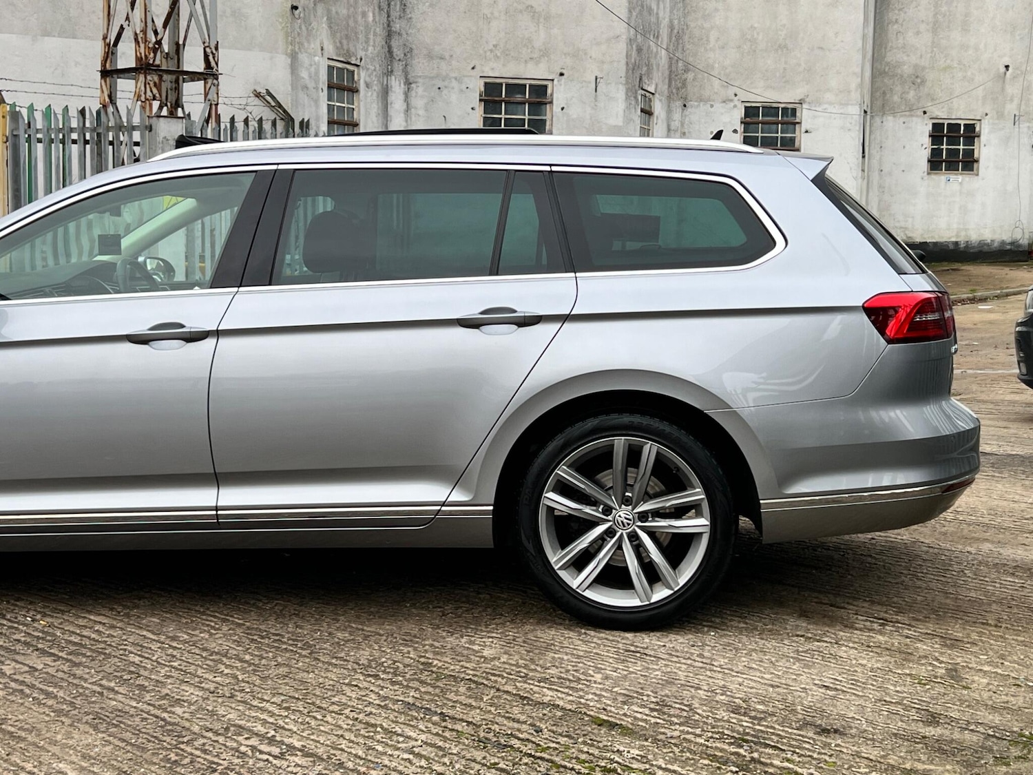 Used Volkswagen Passat 2018 for sale - 77144124: Photo 15