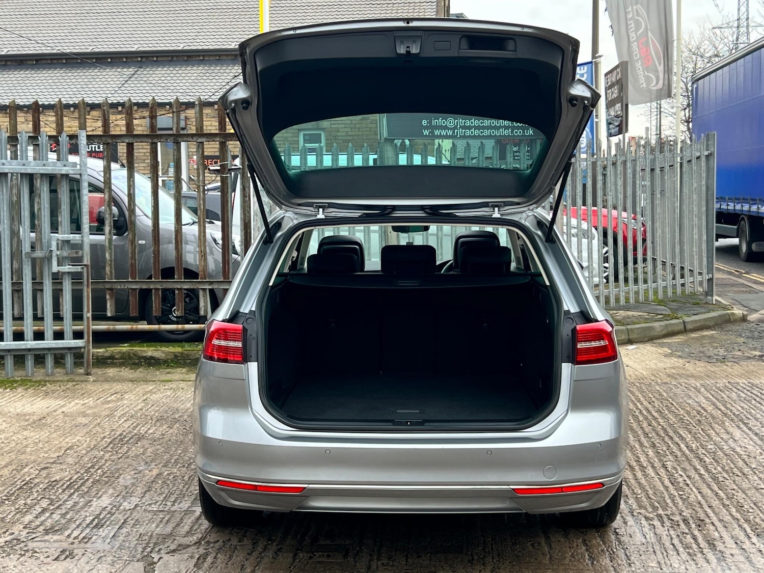 Used Volkswagen Passat 2018 for sale - 77144124: Photo 25