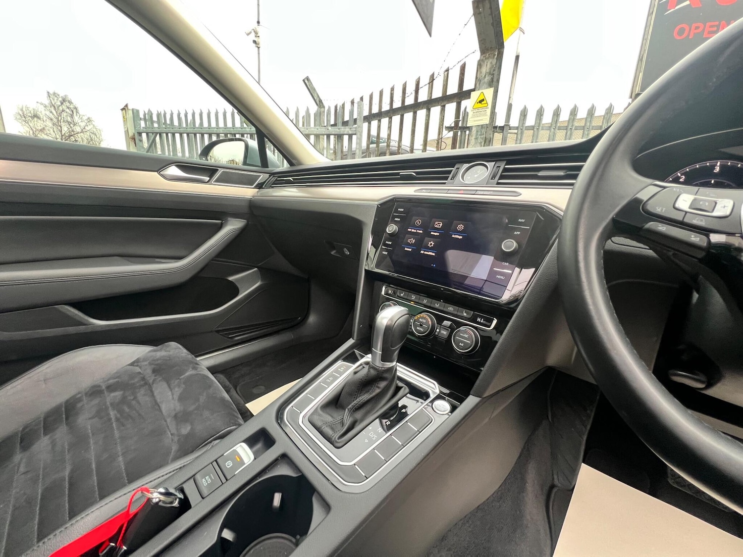 Used Volkswagen Passat 2018 for sale - 77144124: Photo 47