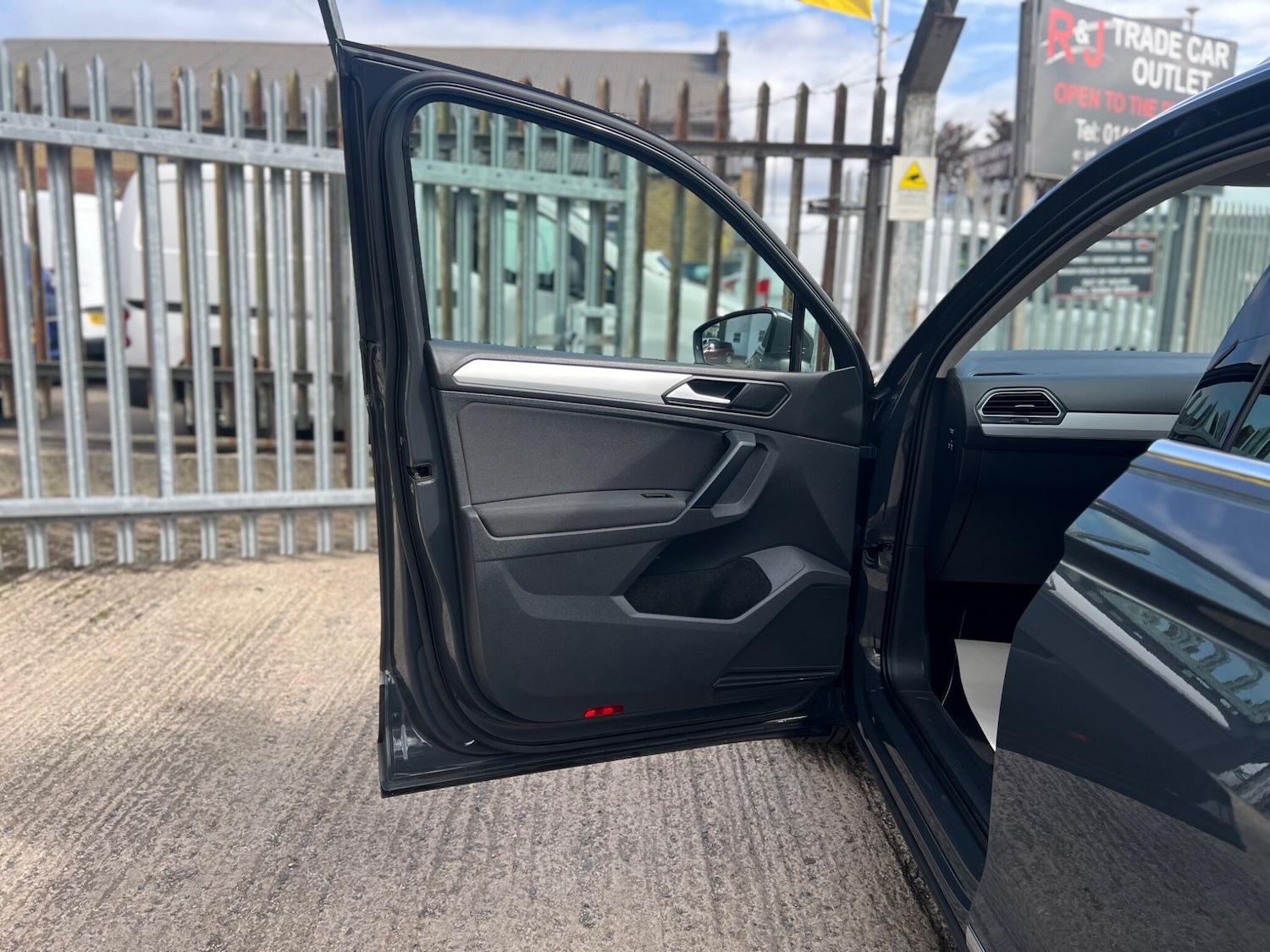 Used Volkswagen Tiguan 2019 for sale - 76584056: Photo 67