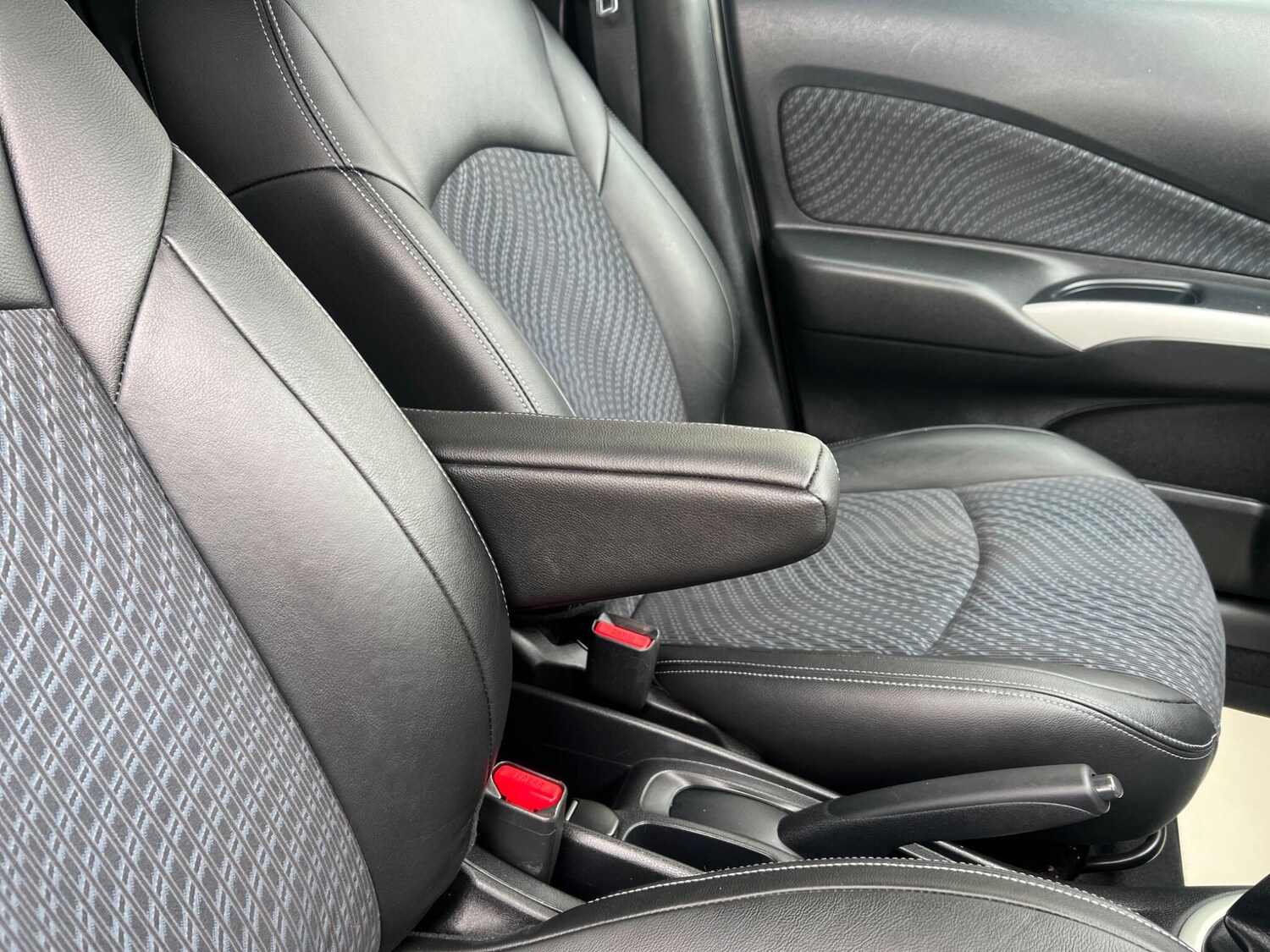 Used Nissan Note 2017 for sale - 76282994: Photo 45