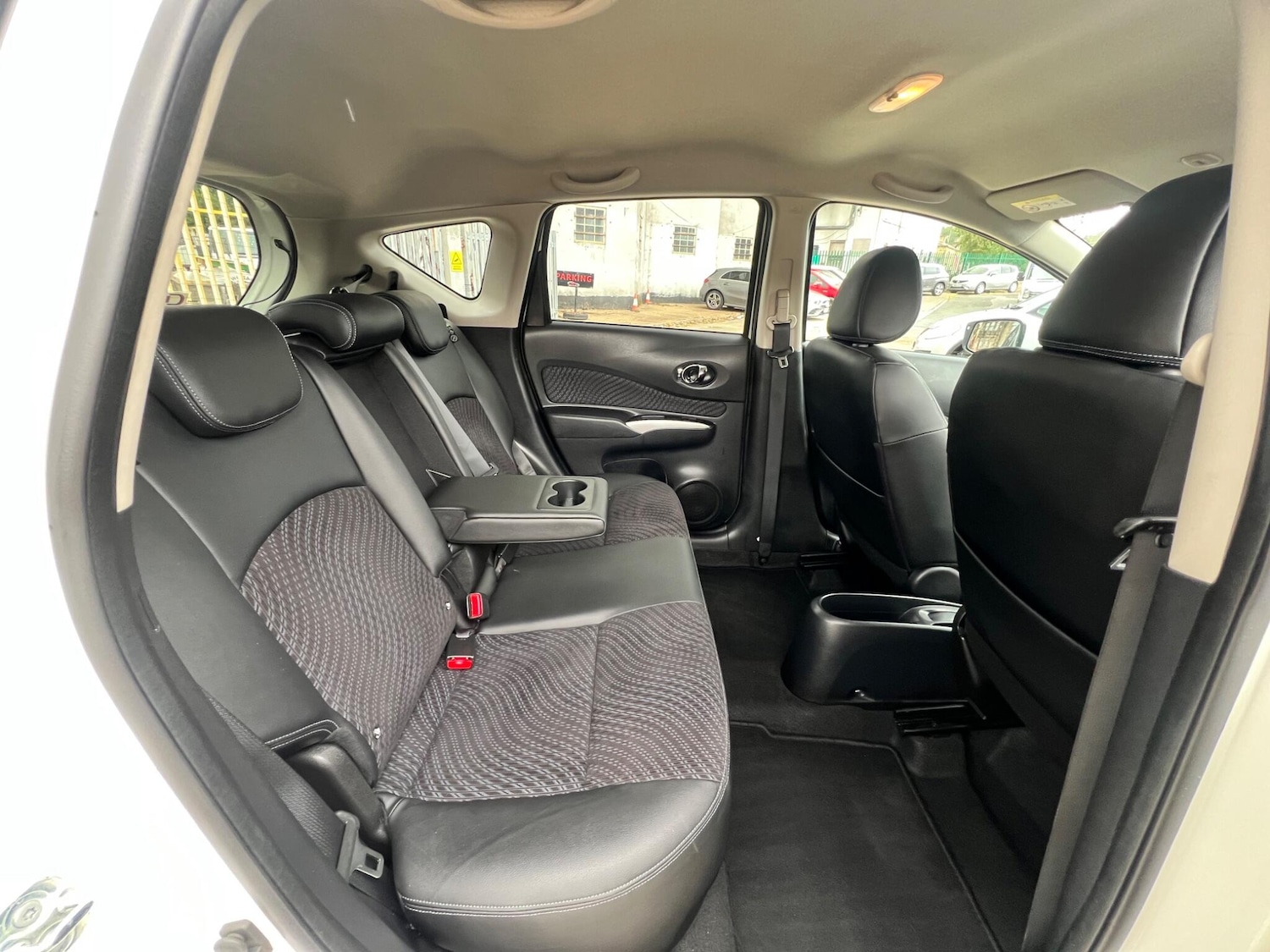 Used Nissan Note 2017 for sale - 76282994: Photo 50