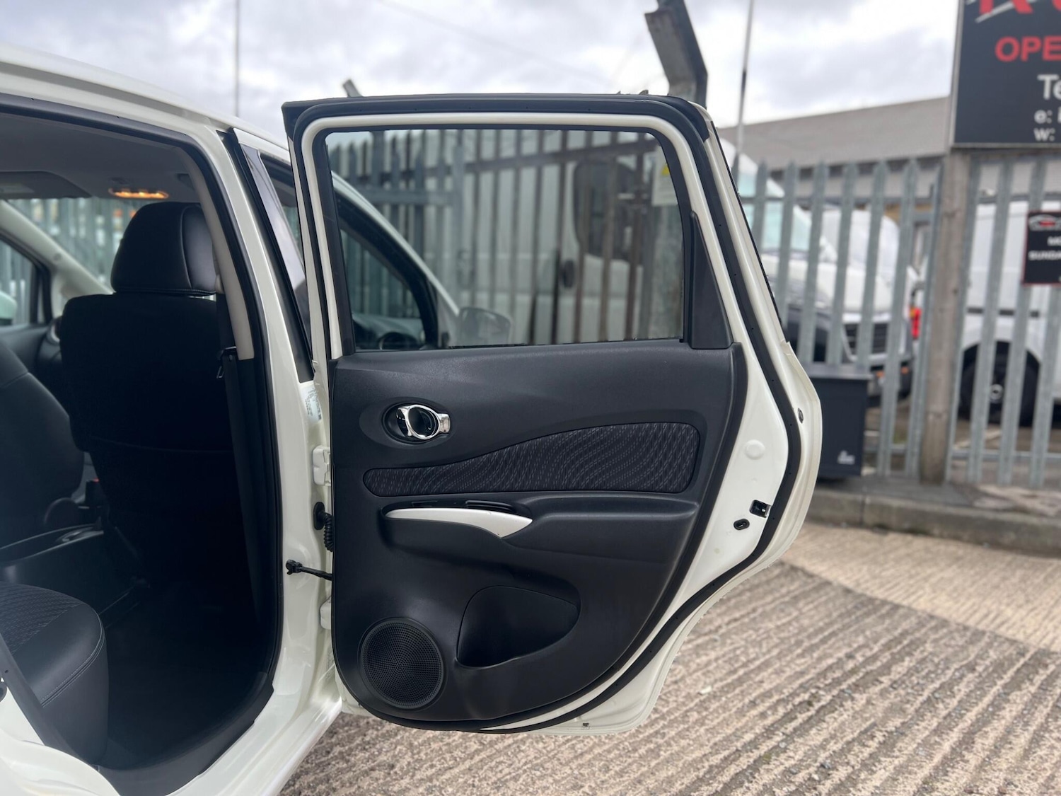 Used Nissan Note 2017 for sale - 76282994: Photo 52