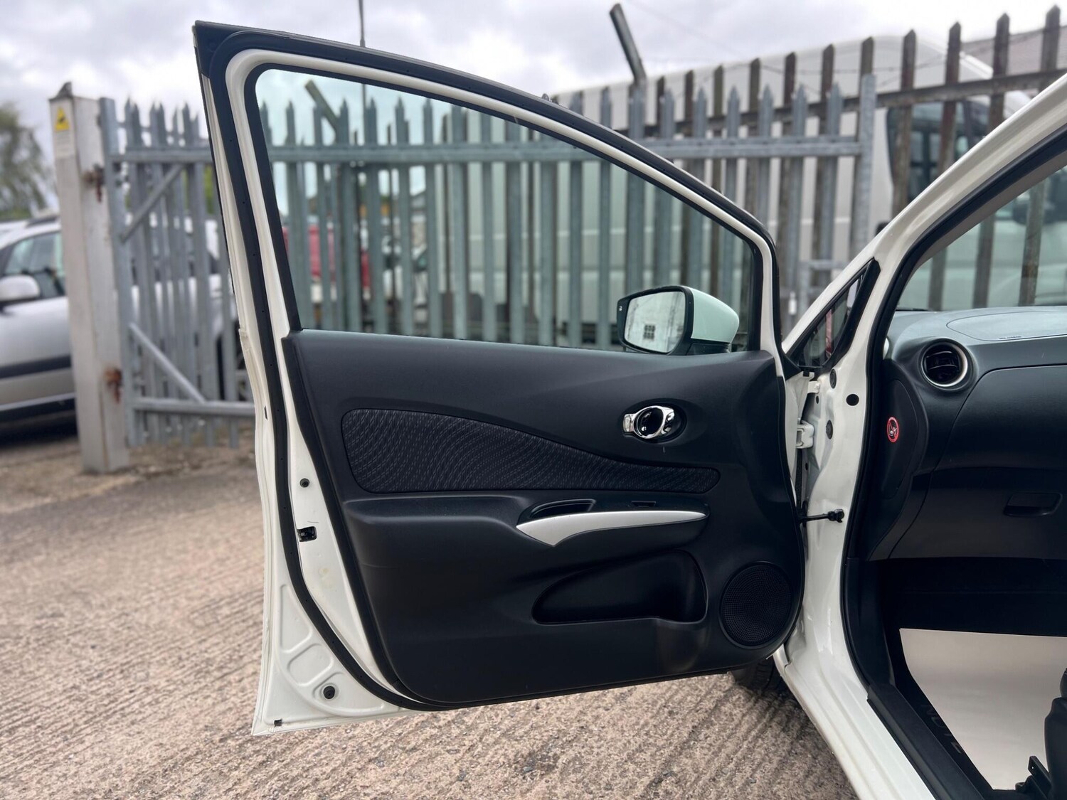 Used Nissan Note 2017 for sale - 76282994: Photo 58