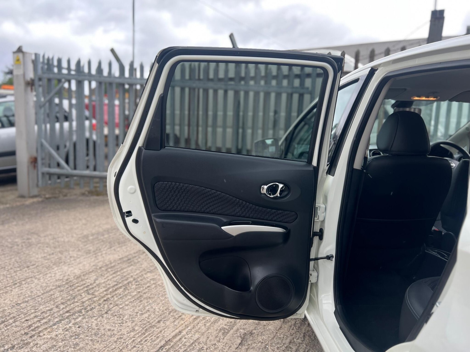 Used Nissan Note 2017 for sale - 76282994: Photo 63