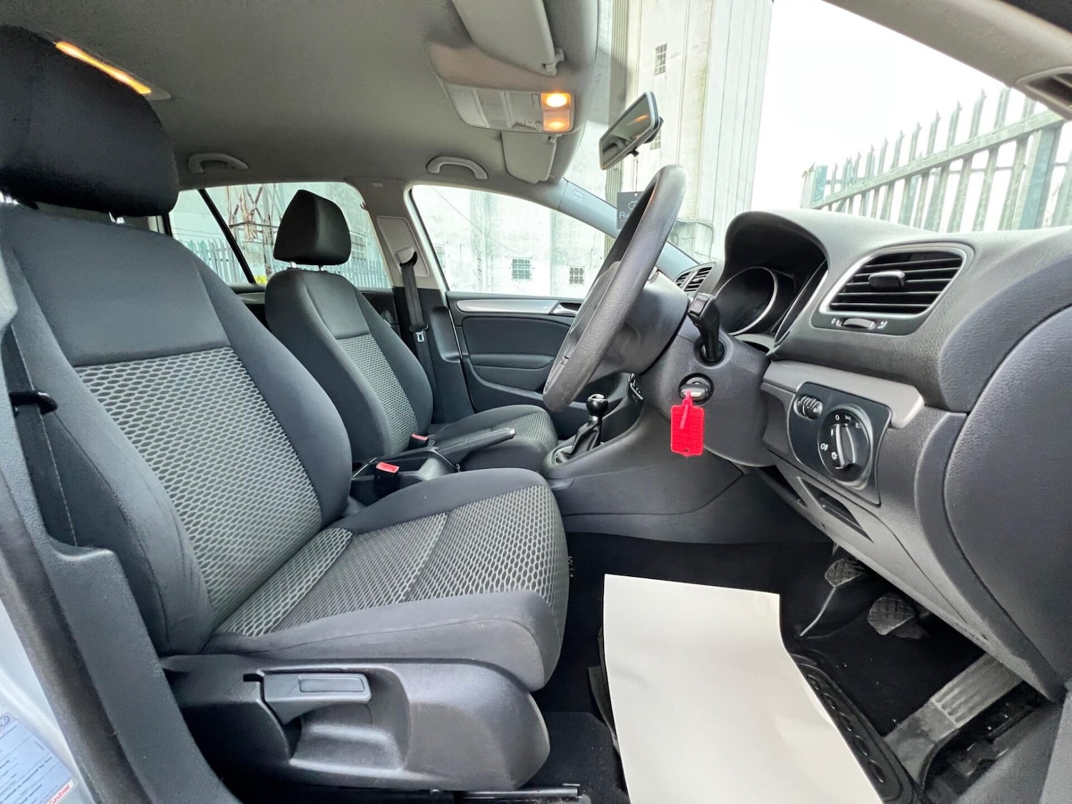 Used Volkswagen Golf 2011 for sale - 77249768: Photo 28