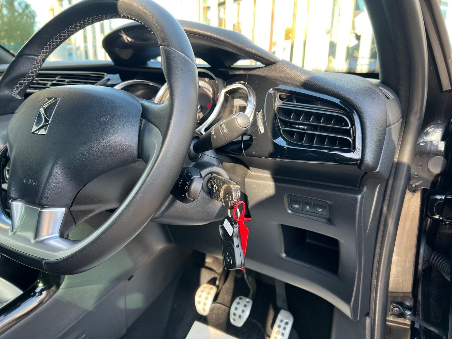 Used DS Automobiles DS 3 2016 for sale - 77249715: Photo 36