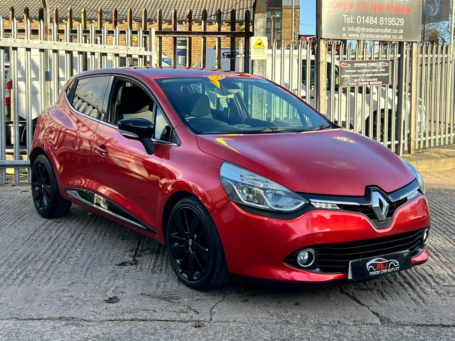 Used Renault Clio 2014 for sale - 77249724: Photo 5