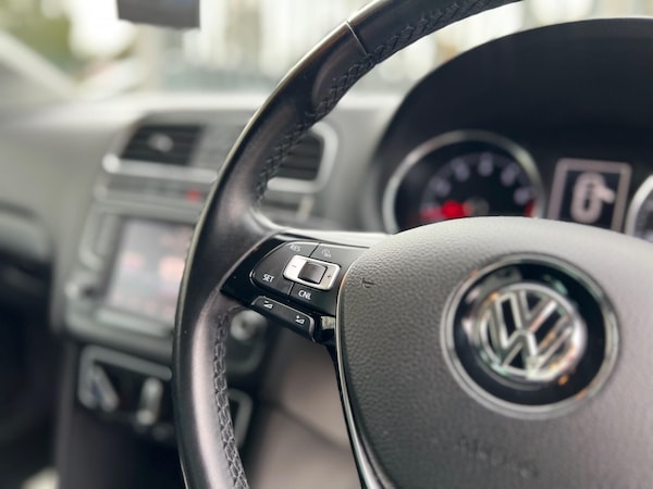 Used Volkswagen Polo 2016 for sale - 76247612: Photo 33