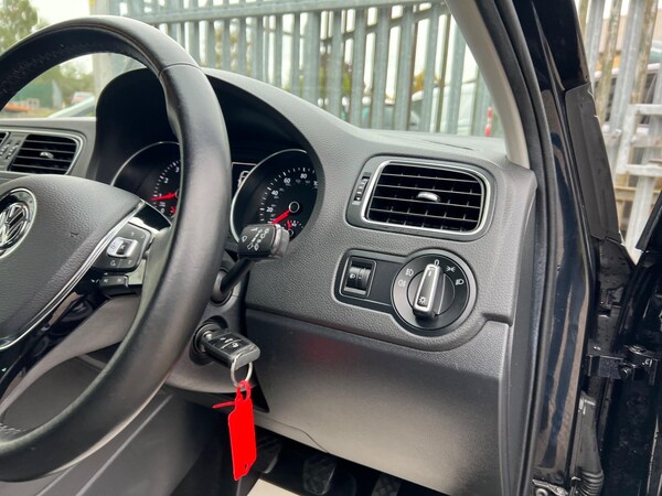 Used Volkswagen Polo 2016 for sale - 76247612: Photo 34