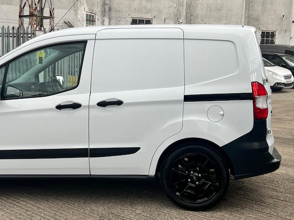 Used Ford Transit Courier 2019 for sale - 75677436: Photo 15