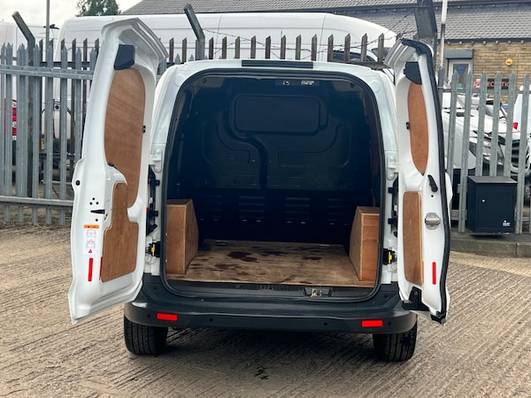 Used Ford Transit Courier 2019 for sale - 75677436: Photo 27