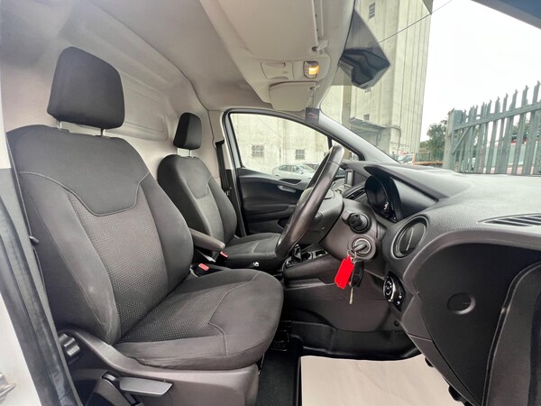 Used Ford Transit Courier 2019 for sale - 75677436: Photo 34