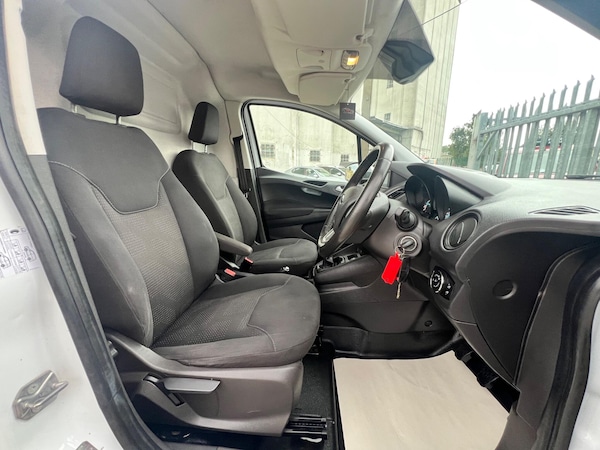 Used Ford Transit Courier 2019 for sale - 75677436: Photo 35