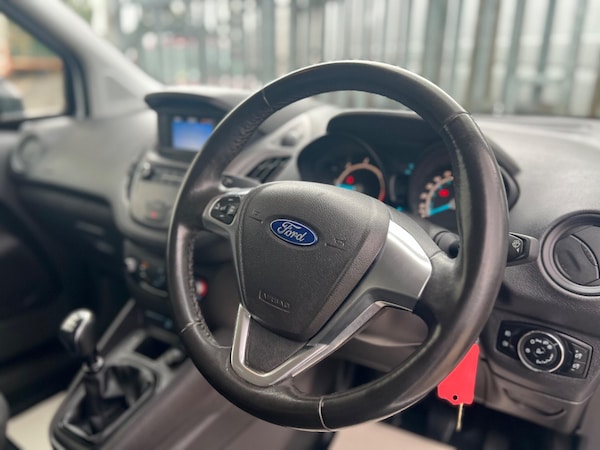 Used Ford Transit Courier 2019 for sale - 75677436: Photo 41