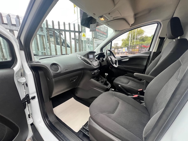 Used Ford Transit Courier 2019 for sale - 75677436: Photo 49