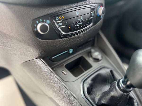 Used Ford Transit Courier 2019 for sale - 75677436: Photo 52
