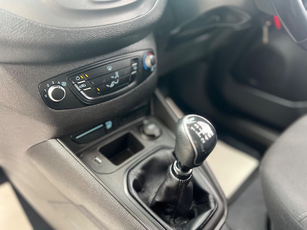 Used Ford Transit Courier 2019 for sale - 75677436: Photo 53