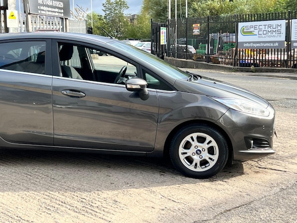 Used Ford Fiesta 2016 for sale - 76238818: Photo 11