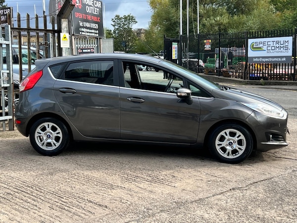Used Ford Fiesta 2016 for sale - 76238818: Photo 12