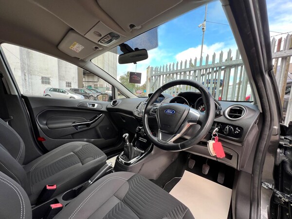 Used Ford Fiesta 2016 for sale - 76238818: Photo 32