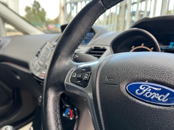 Used Ford Fiesta 2016 for sale - 76238818: Photo 34