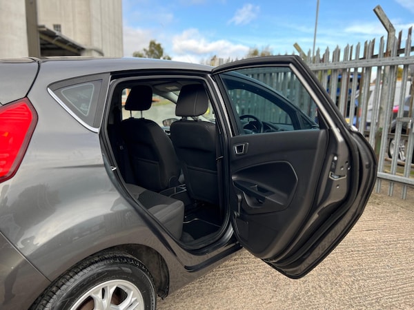 Used Ford Fiesta 2016 for sale - 76238818: Photo 49