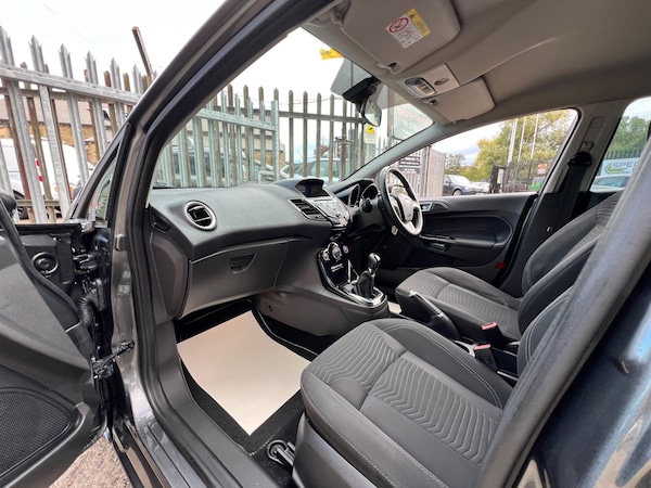 Used Ford Fiesta 2016 for sale - 76238818: Photo 51