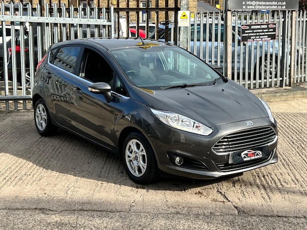 Used Ford Fiesta 2016 for sale - 76238818: Photo 5