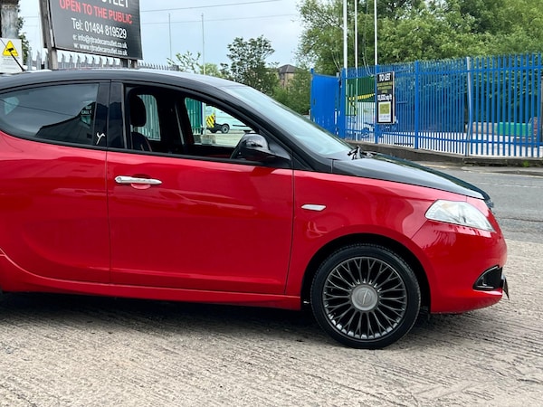 Used Chrysler Ypsilon 2012 for sale - 76260339: Photo 11