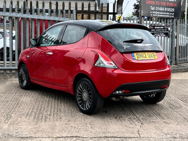 Used Chrysler Ypsilon 2012 for sale - 76260339: Photo 18