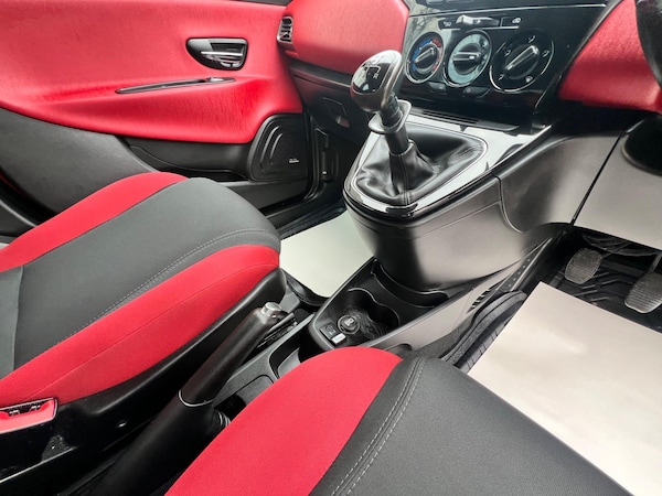 Used Chrysler Ypsilon 2012 for sale - 76260339: Photo 30