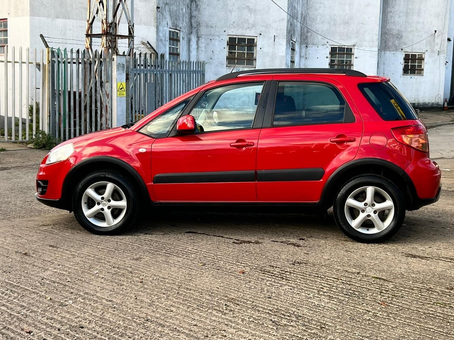 Used Suzuki SX4 2014 for sale - 77340648: Photo 14