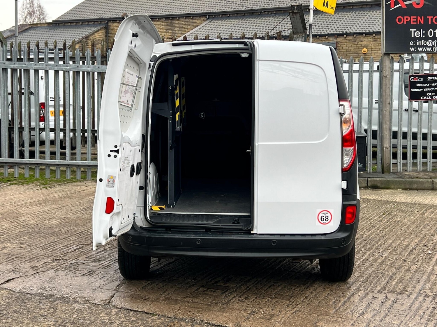 Used Renault Kangoo 2020 for sale - 77143841: Photo 30