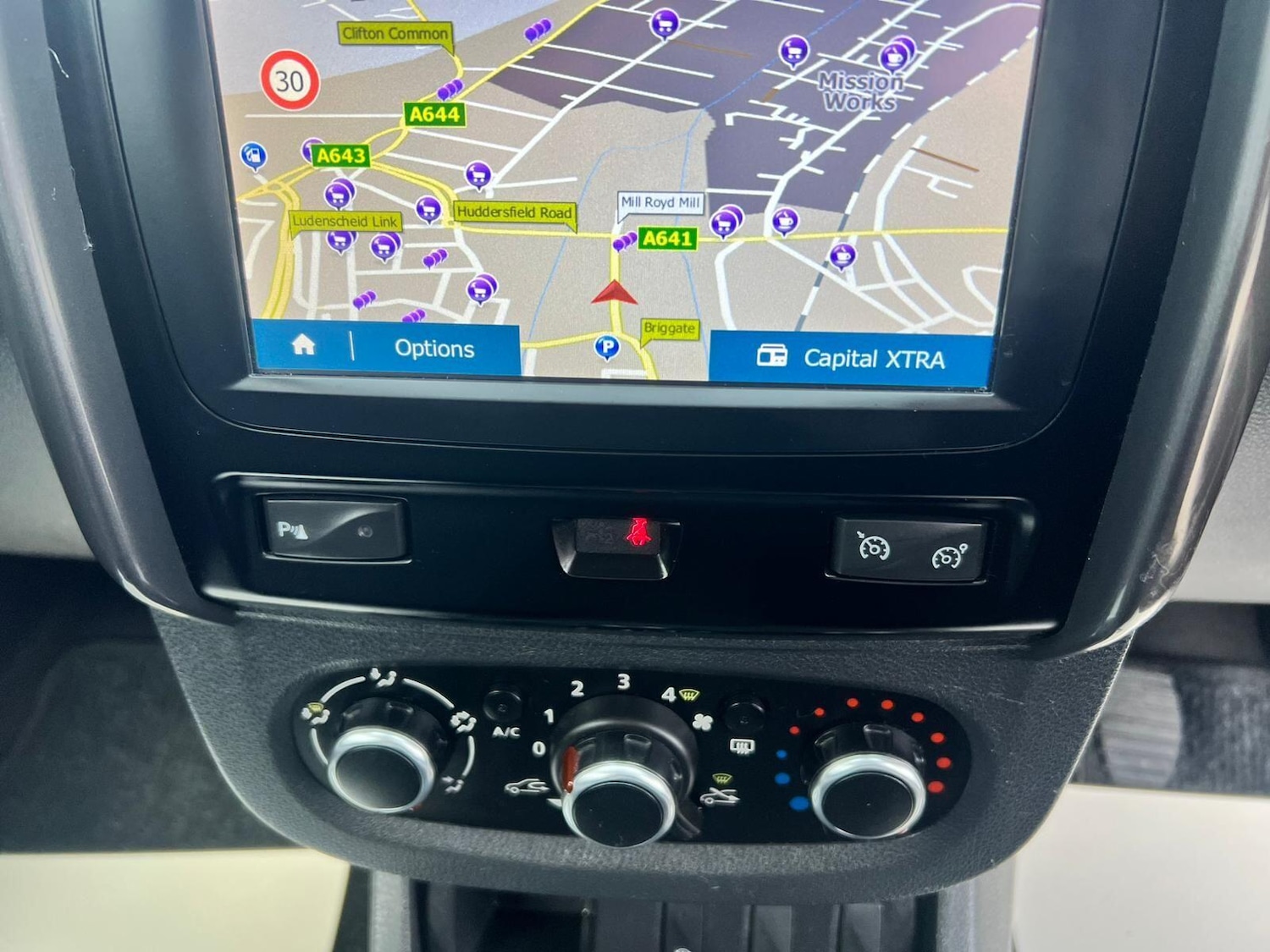 Used Dacia Duster 2017 for sale - 76538241: Photo 42