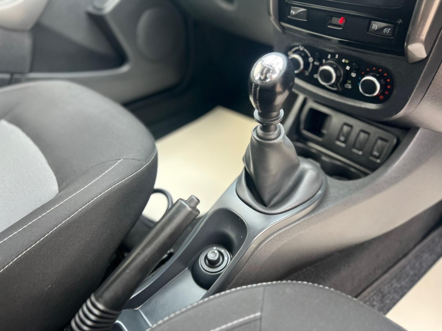 Used Dacia Duster 2017 for sale - 76538241: Photo 45