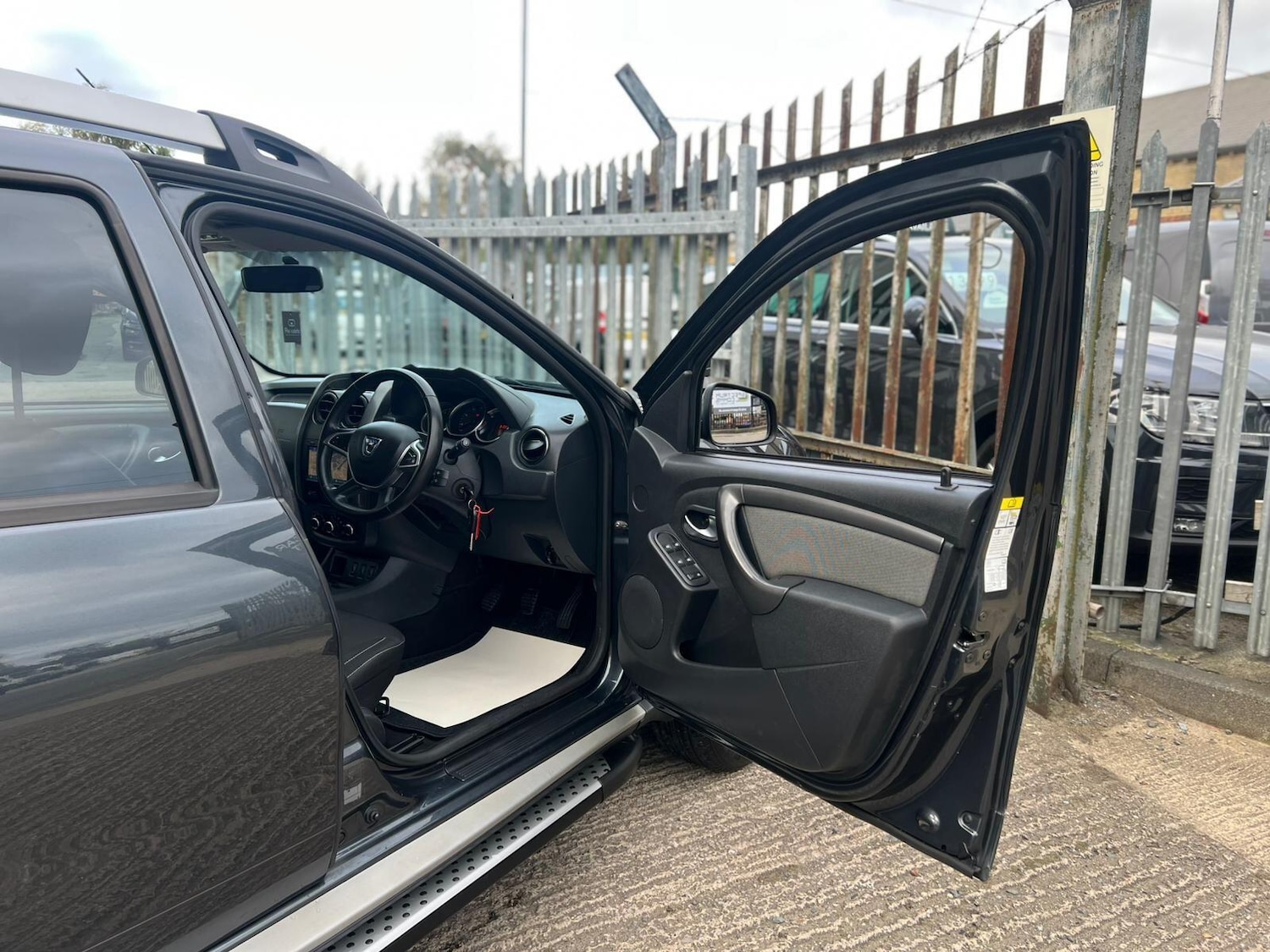 Used Dacia Duster 2017 for sale - 76538241: Photo 47