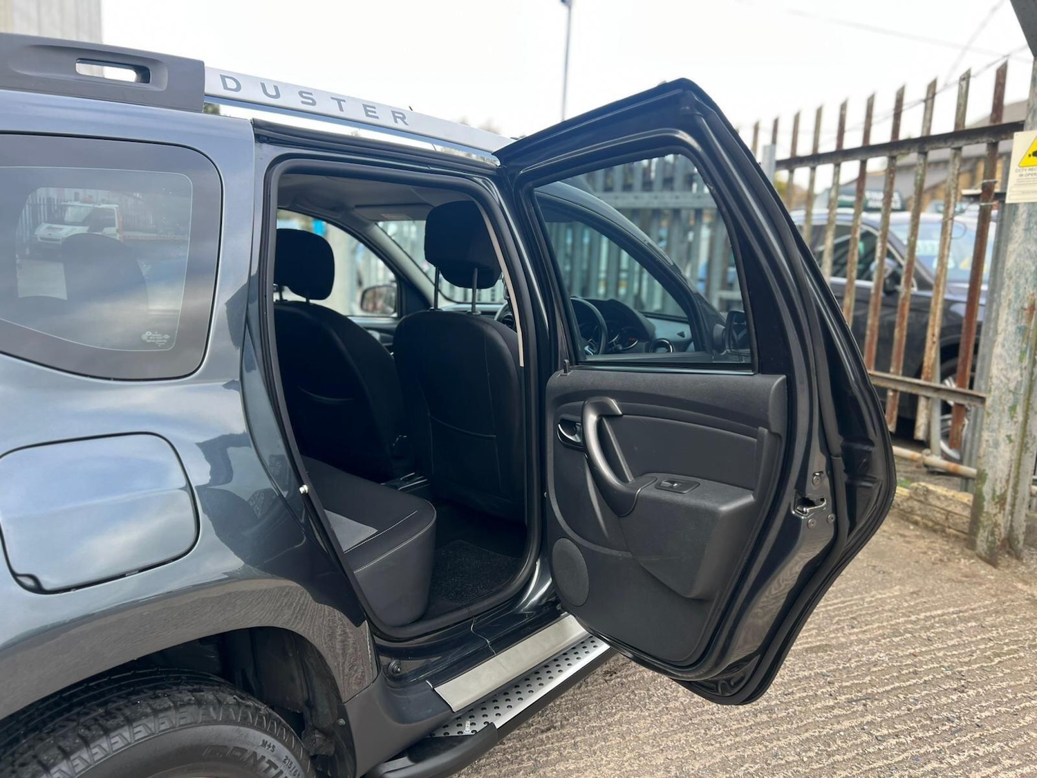 Used Dacia Duster 2017 for sale - 76538241: Photo 51