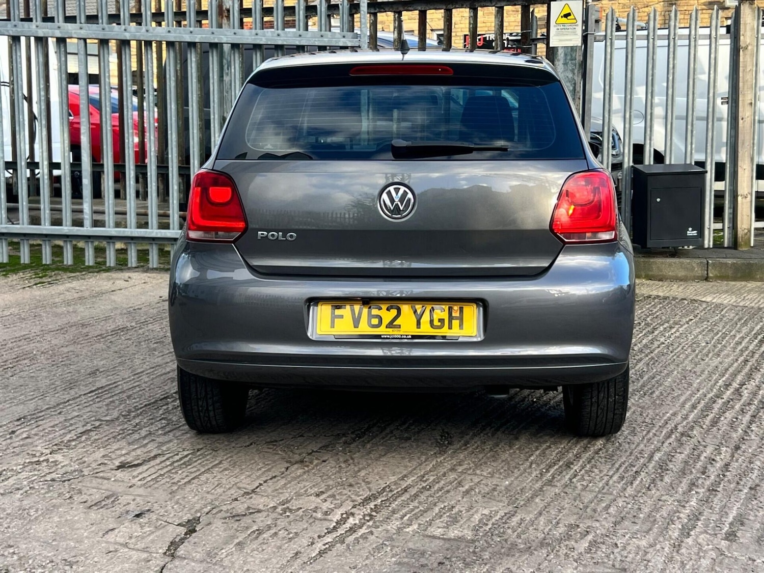 Used Volkswagen Polo 2012 for sale - 77249747: Photo 12