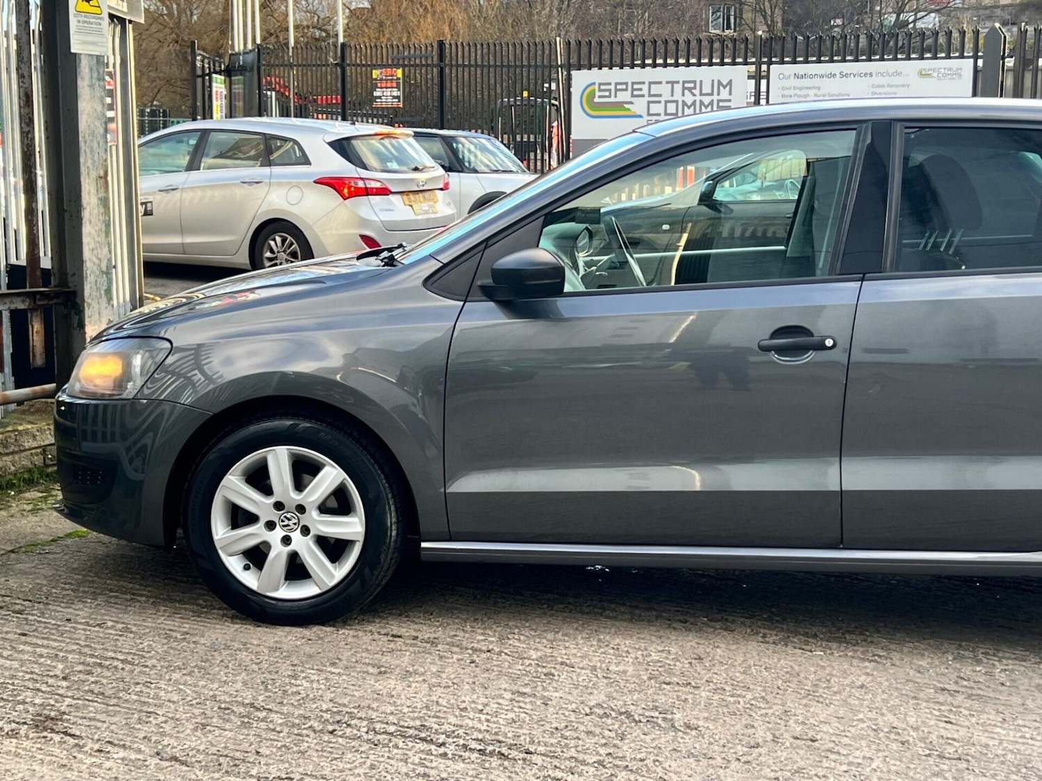 Used Volkswagen Polo 2012 for sale - 77249747: Photo 23