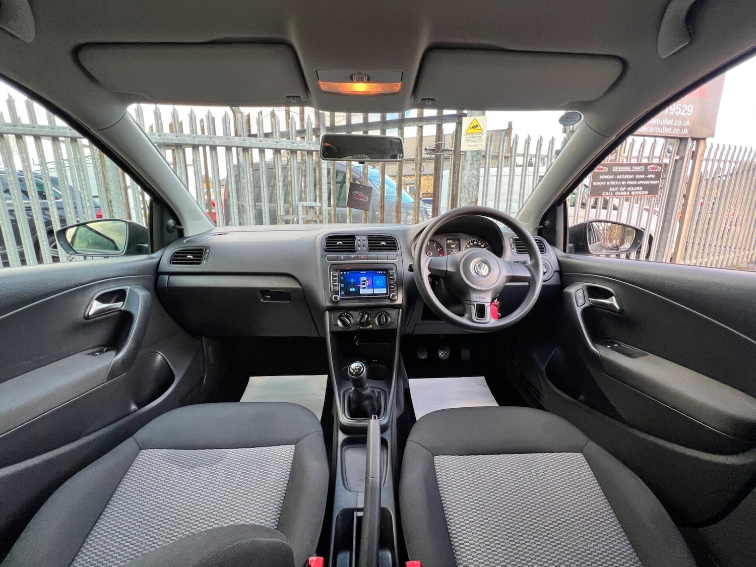 Used Volkswagen Polo 2012 for sale - 77249747: Photo 27