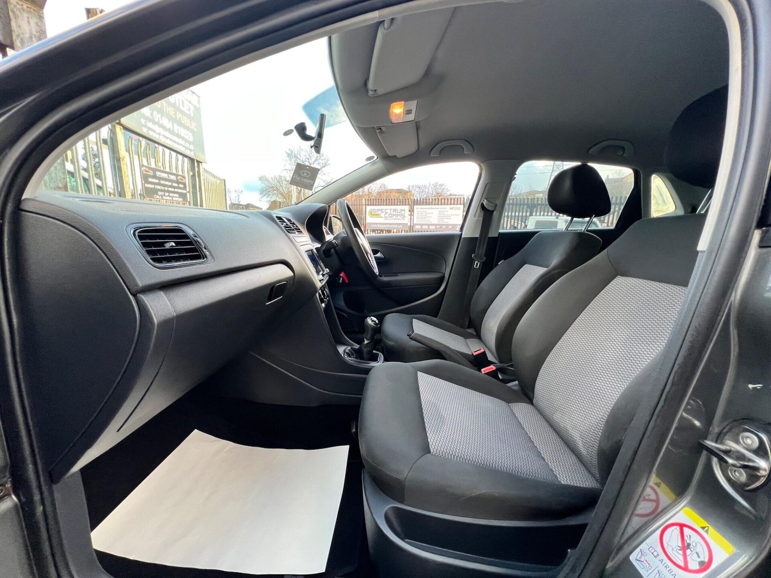 Used Volkswagen Polo 2012 for sale - 77249747: Photo 49