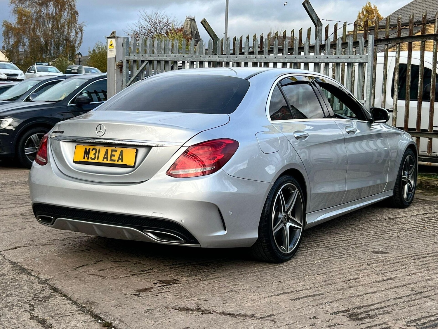 Used Mercedes-Benz C Class 2014 for sale - 77249728: Photo 11