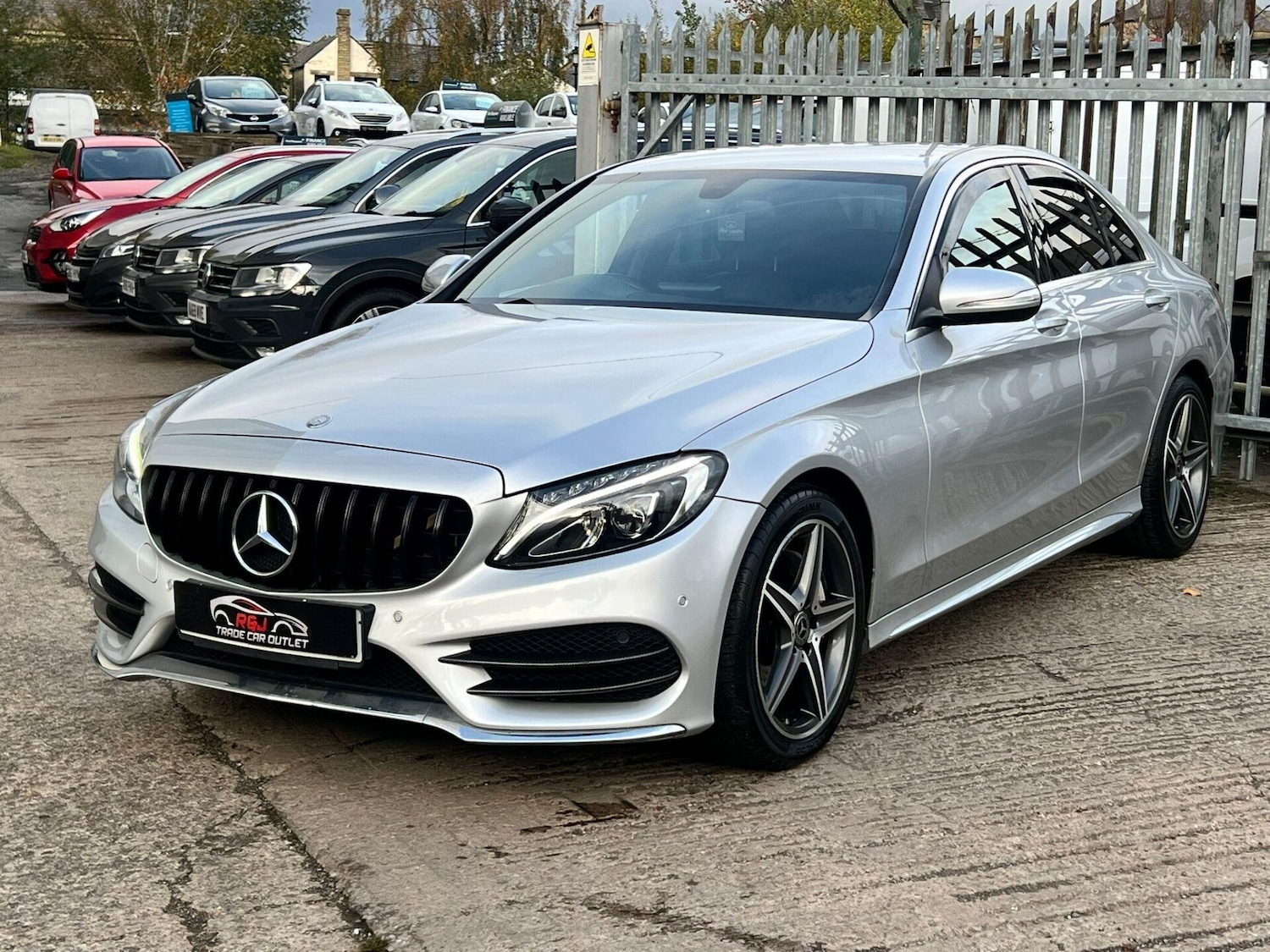 Used Mercedes-Benz C Class 2014 for sale - 77249728: Photo 3