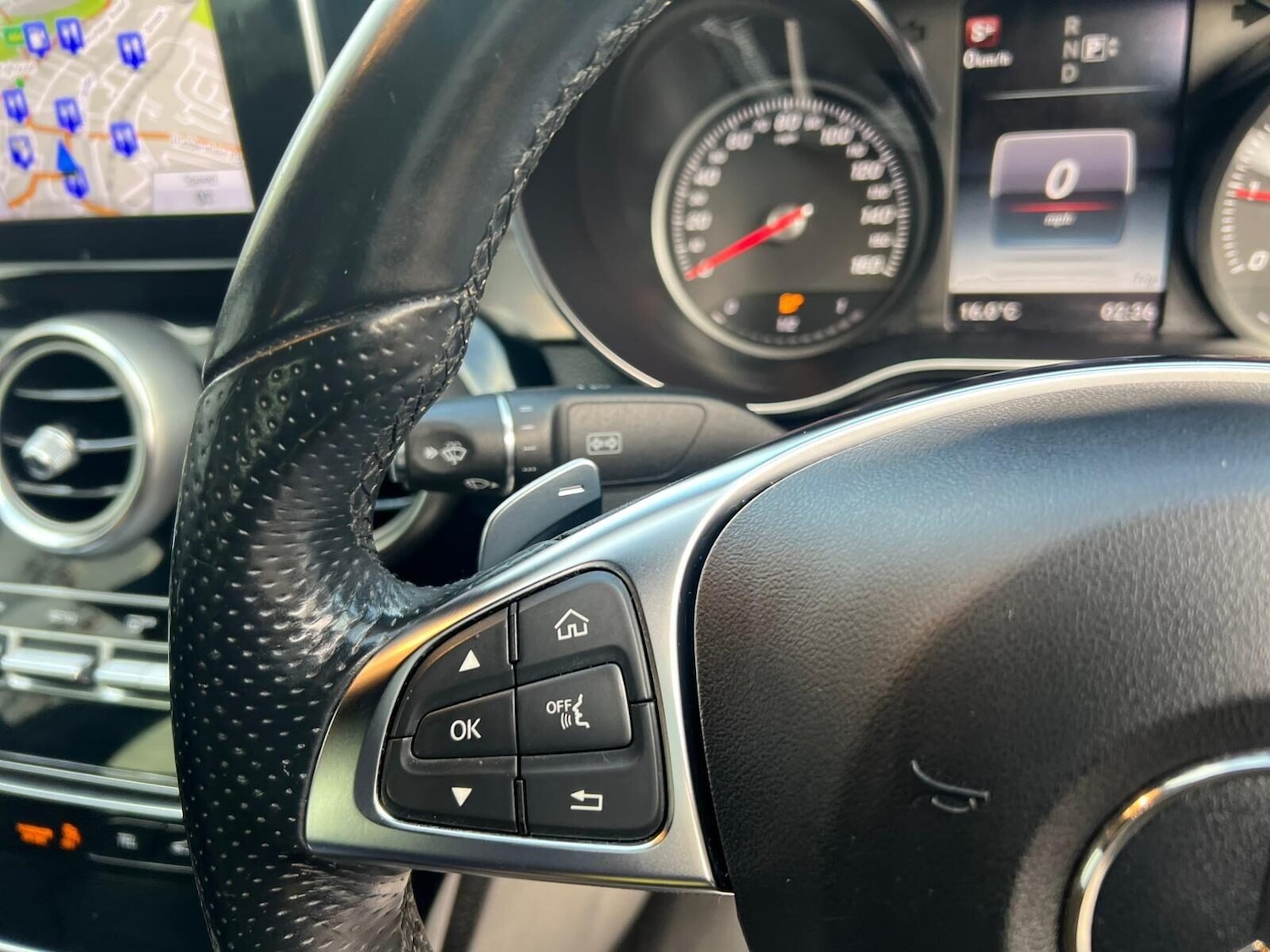 Used Mercedes-Benz C Class 2014 for sale - 77249728: Photo 37